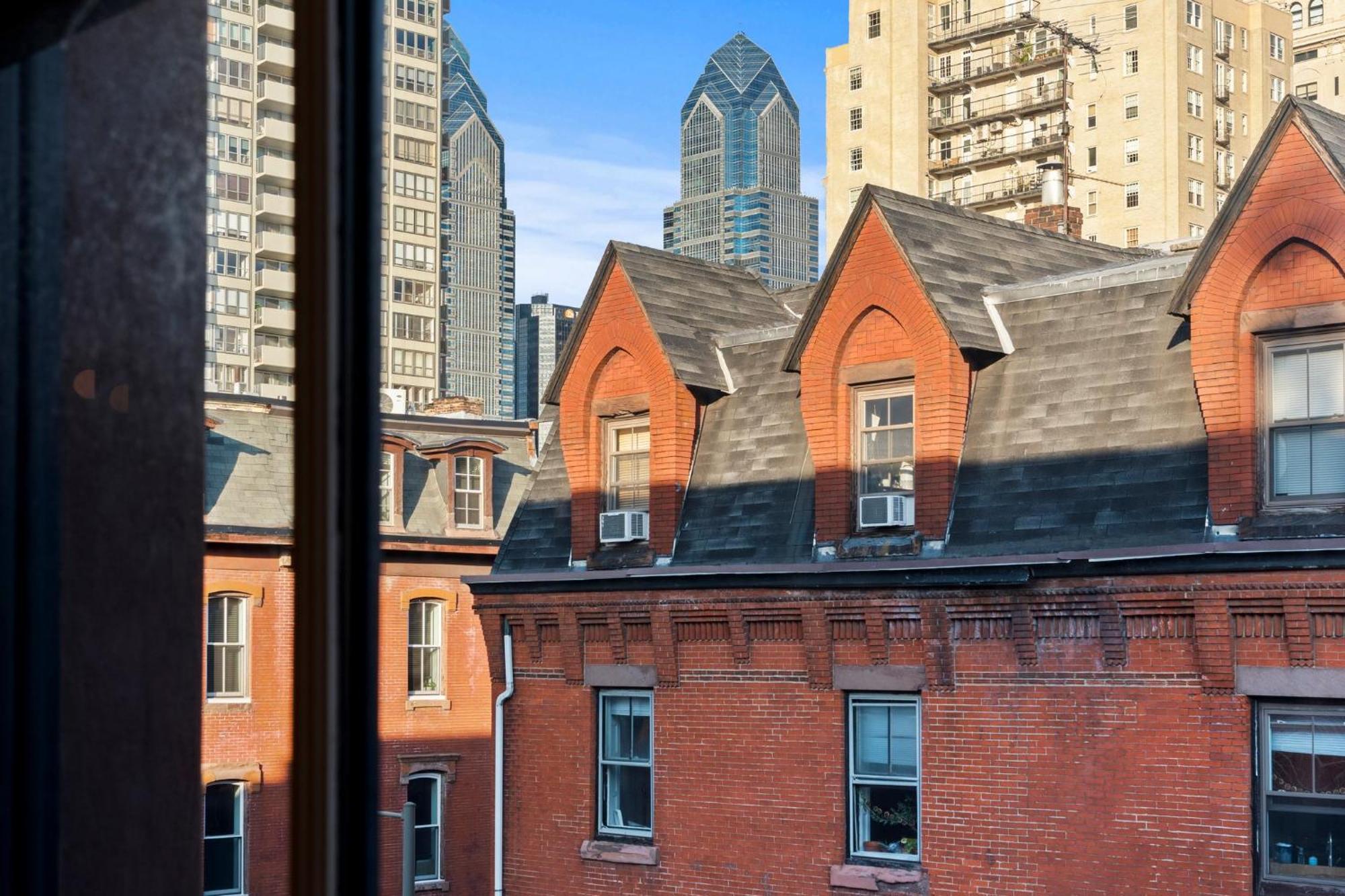 Stay Rafa At 2000 Spruce Philadelphia Exterior photo